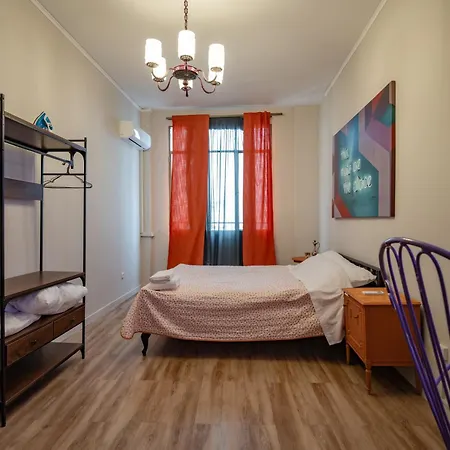 Athenian Urban Art - Live Athenian Life Apartment *