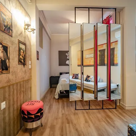 Apartment Athenian Urban Art - Live Athenian Life *